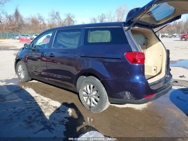 KIA SEDONA LX 2020 KNDMB5C16L6618938 Image 3