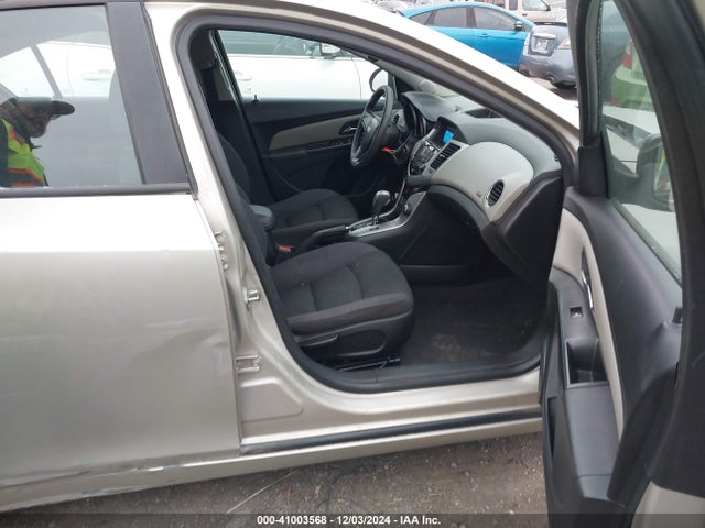 Chevrolet Cruze Ls Auto 2014 1G1PA5SH4E7234113 Image 5