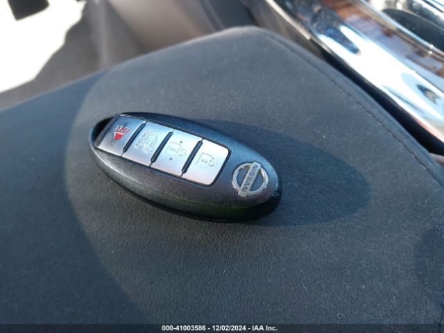 JN8AY2NCXJX502300 Nissan ARMADA SV