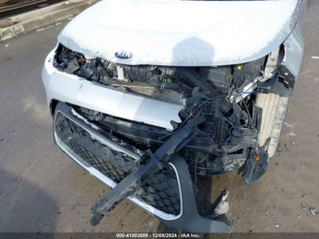 KNDJ22AU3L7726247 KIA SOUL LX
