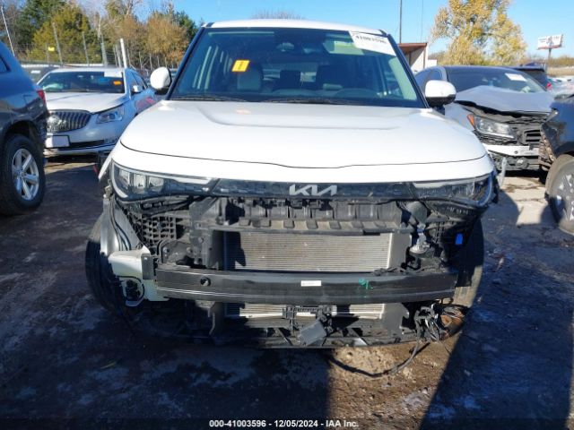KNDJ53AU9P7866760 KIA Soul Gt-line