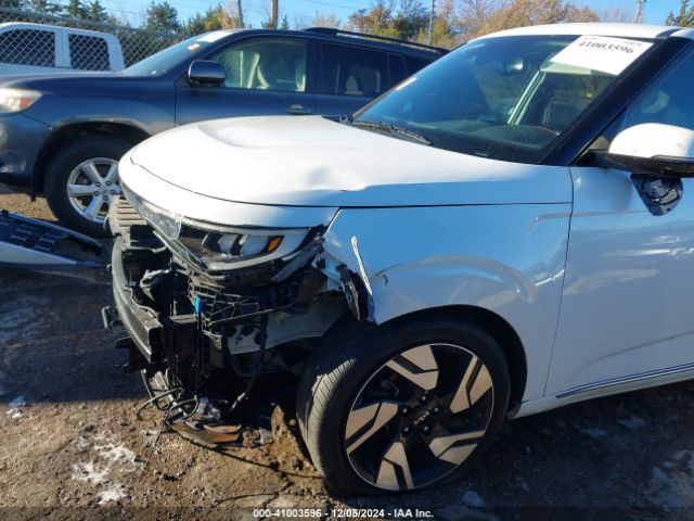 KNDJ53AU9P7866760 KIA Soul Gt-line