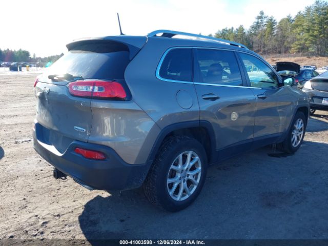 1C4PJMCS4GW280528 Jeep Cherokee Latitude