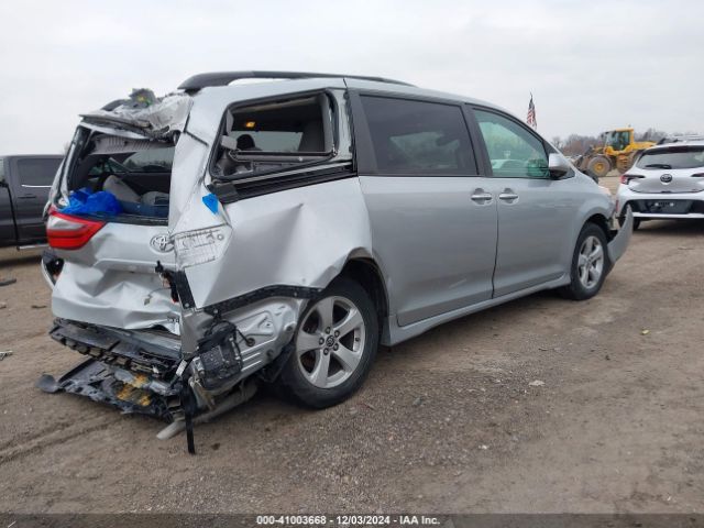 5TDKZ3DC6LS050925 Toyota SIENNA LE