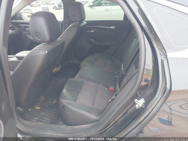 Chevrolet IMPALA 1LT 2018 2G1105S30J9145595 Image 8