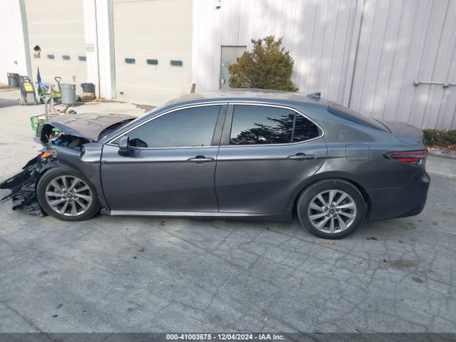 4T1C11AK7NU019446 Toyota CAMRY LE