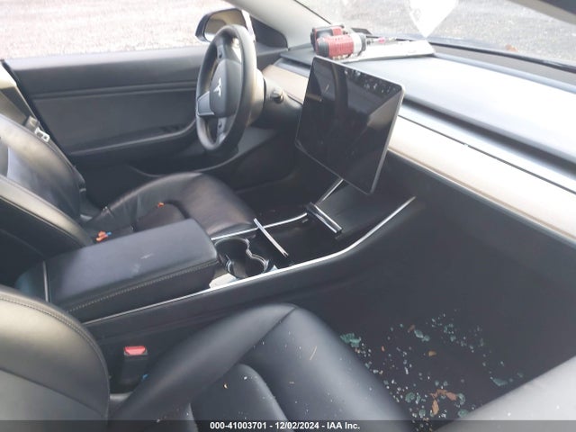 2020 TESLA MODEL 3 5YJ3E1EB3LF712250 Photo 4