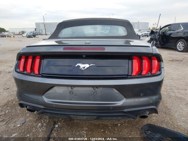 Ford Mustang Ecoboost Premium 2018 1FATP8UH0J5111732 Image 17