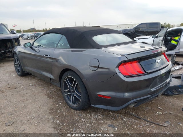 Ford Mustang Ecoboost Premium 2018 1FATP8UH0J5111732 Image 3