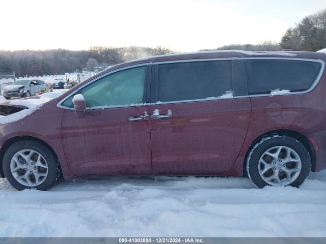 Chrysler Pacifica Touring Plus 2018 2C4RC1FG6JR315529 Image 14