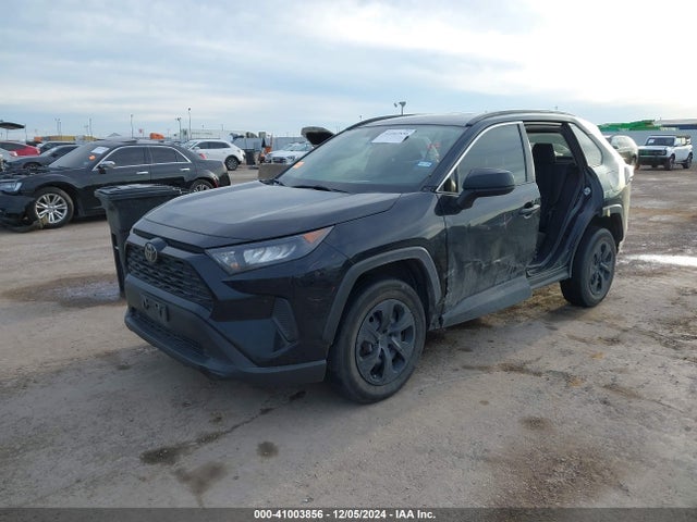 Toyota RAV4 LE 2019 JTMH1RFV5KD042330 Image 2