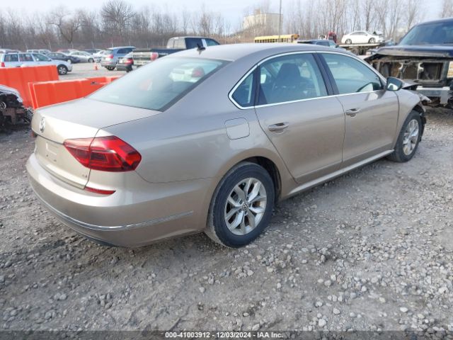 1VWAT7A31HC036705 Volkswagen Passat 1.8t S