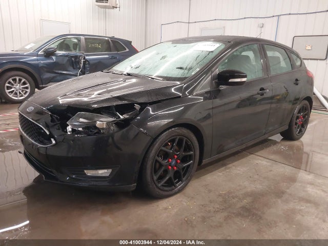 Ford FOCUS SE 2016 1FADP3K25GL325982 Image 2