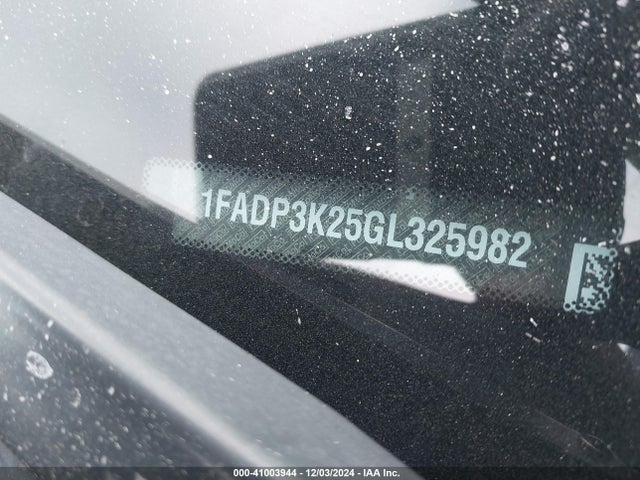 Ford FOCUS SE 2016 1FADP3K25GL325982 Image 9