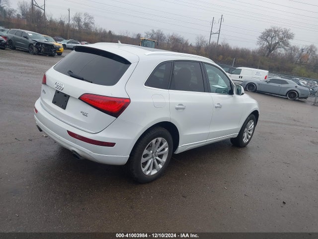 WA1LFAFP6FA013595 Audi Q5 2.0t Premium