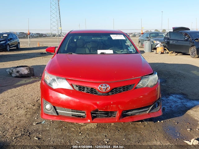 4T1BF1FK2EU856174 Toyota CAMRY SE