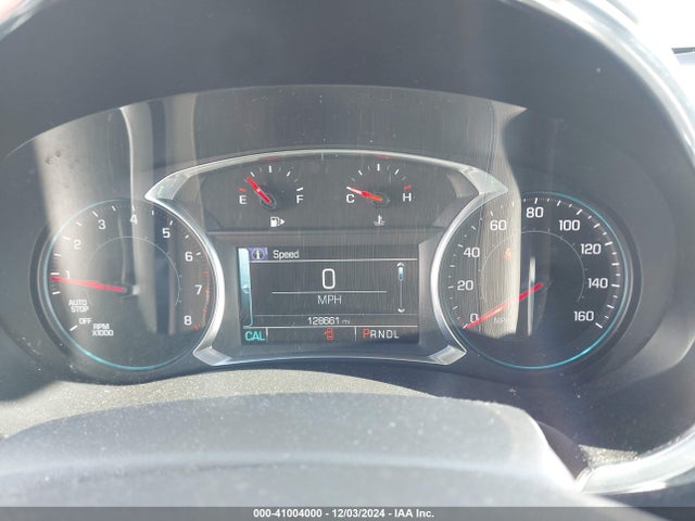 1G1ZD5STXJF110173 Chevrolet MALIBU LT