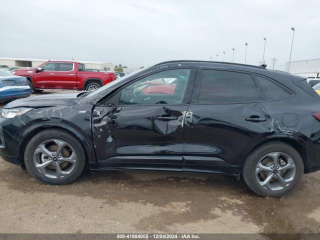 1FMCU0MN1PUA69334 Ford Escape St-line