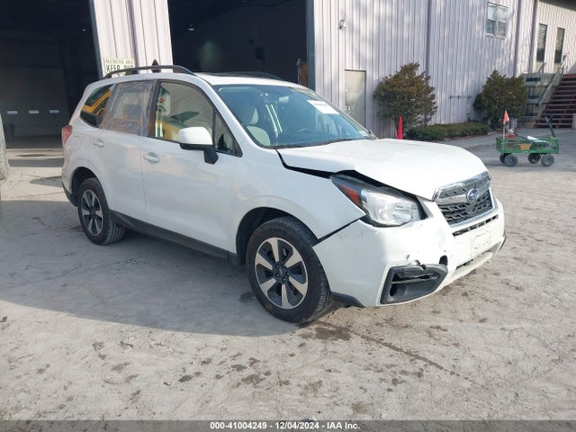 Subaru Forester 2.5i Premium 2018 JF2SJAEC9JH520488 Image 1