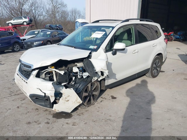 Subaru Forester 2.5i Premium 2018 JF2SJAEC9JH520488 Image 2