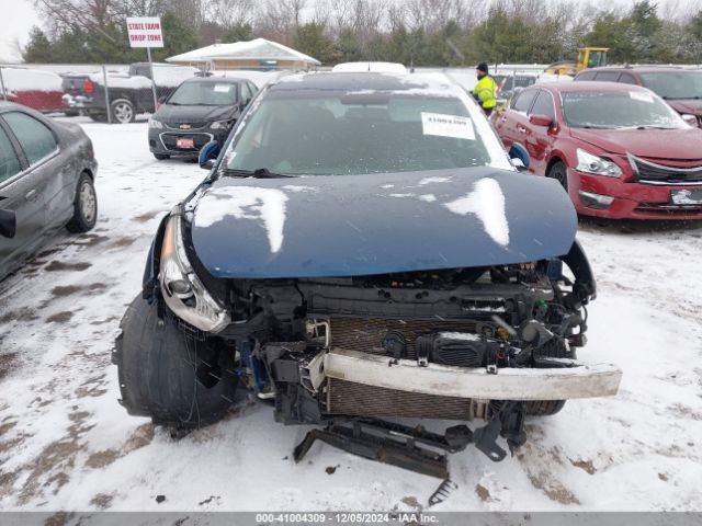 KNDCB3LC5K5216561 KIA NIRO LX