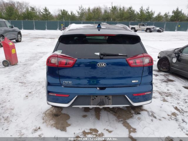 KNDCB3LC5K5216561 KIA NIRO LX