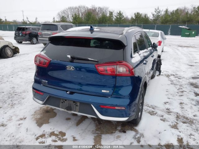 KNDCB3LC5K5216561 KIA NIRO LX
