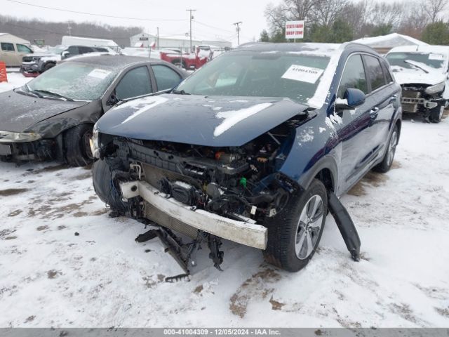 KNDCB3LC5K5216561 KIA NIRO LX