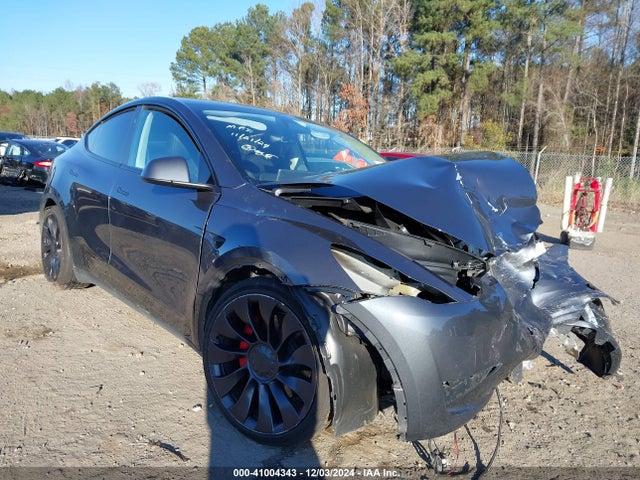 2023 TESLA MODEL Y 7SAYGDEF6PF865153 Photo 0