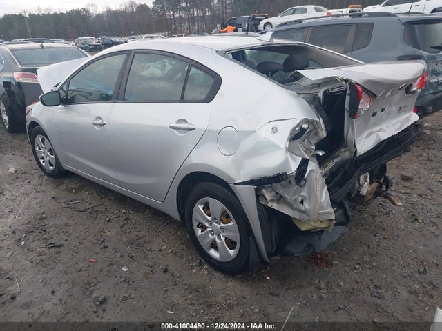 KIA FORTE LX 2017 3KPFL4A75HE069208 Image 3