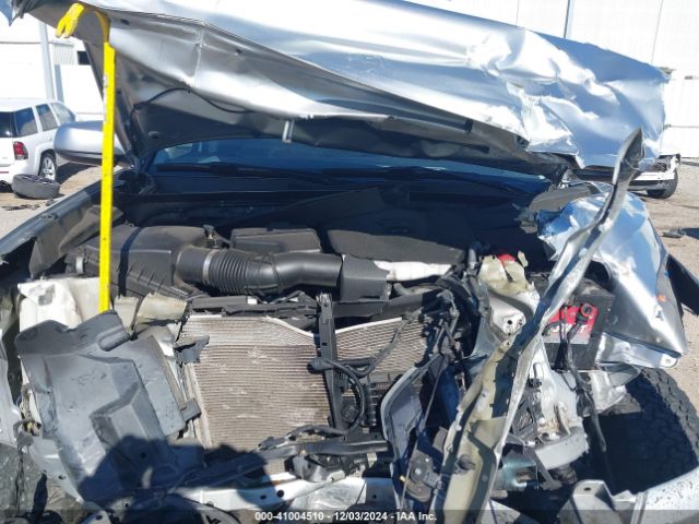 5TFAZ5CN2KX075226 Toyota Tacoma Sr5 V6