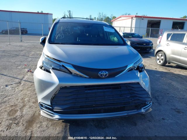 5TDYRKEC6MS066370 Toyota SIENNA XLE