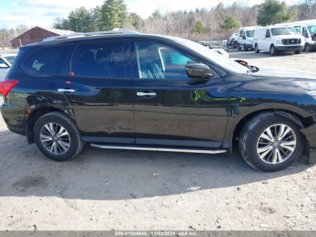 5N1DR2MM8HC689940 Nissan Pathfinder Sv