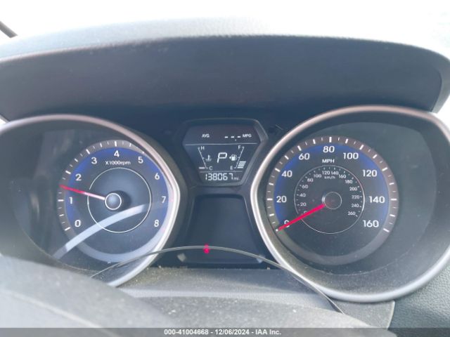 KMHDH4AEXFU299327 Hyundai ELANTRA SE