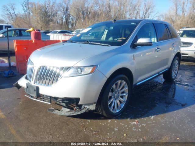 2LMDJ8JK2EBL14672 Lincoln MKX