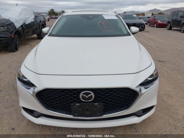 JM1BPACL1M1318242 Mazda MAZDA3
