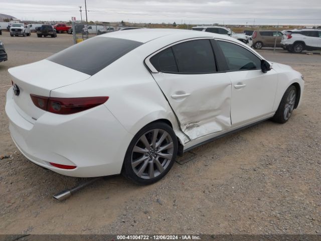JM1BPACL1M1318242 Mazda MAZDA3