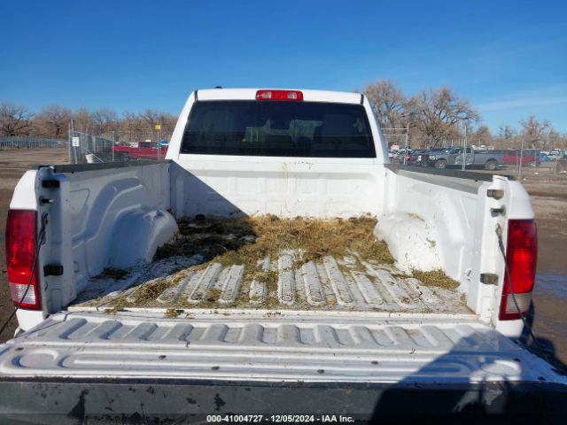 1C6RR7FT5KS626746 RAM 1500 Classic Express  4x4 6'4 Box