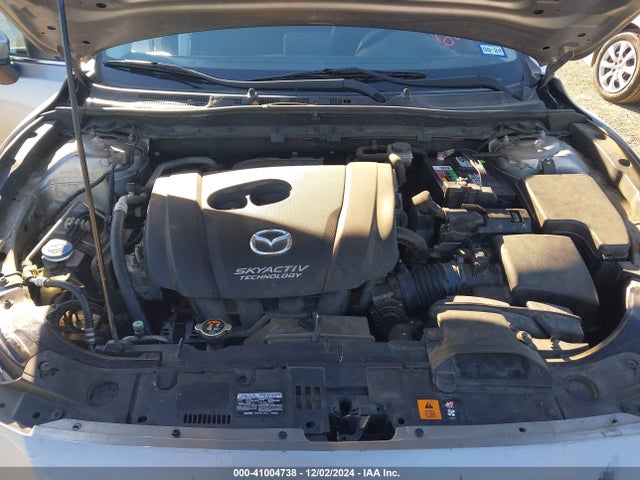 Mazda Mazda3 I Touring 2014 JM1BM1V72E1126838 Image 10