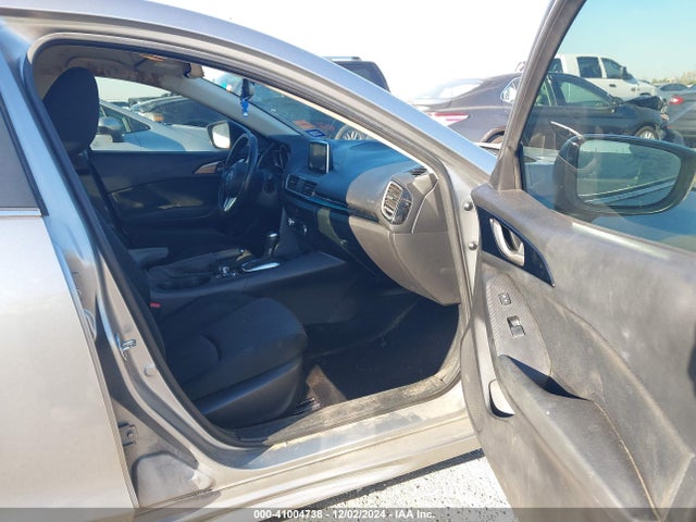 Mazda Mazda3 I Touring 2014 JM1BM1V72E1126838 Image 5