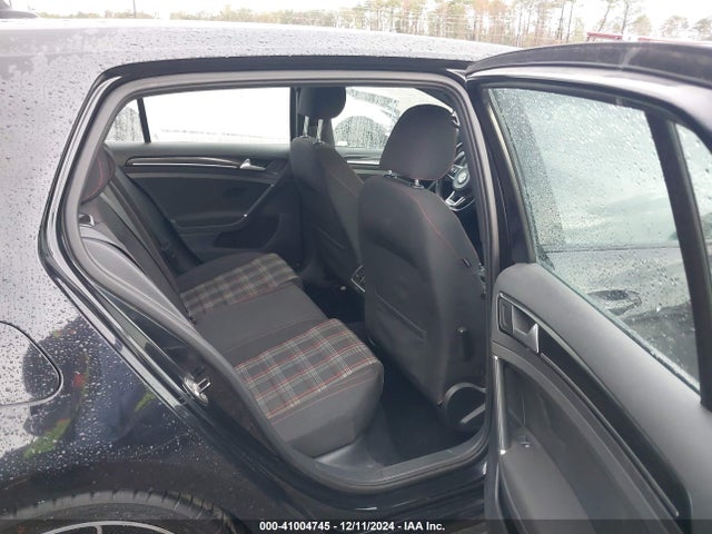 3VW4T7AU4FM098195 Volkswagen Golf Gti 2.0t S 4-door