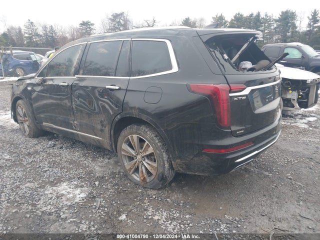 2022 CADILLAC XT6 1GYKPDRS0NZ110611 Photo 2