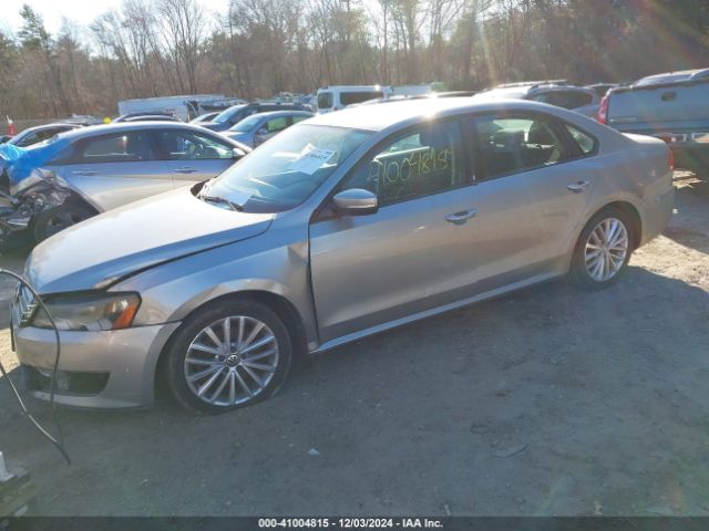 1VWAP7A30EC008863 Volkswagen Passat 2.5l S