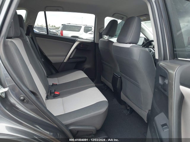 JTMZFREV2FJ057088 Toyota RAV4 LE
