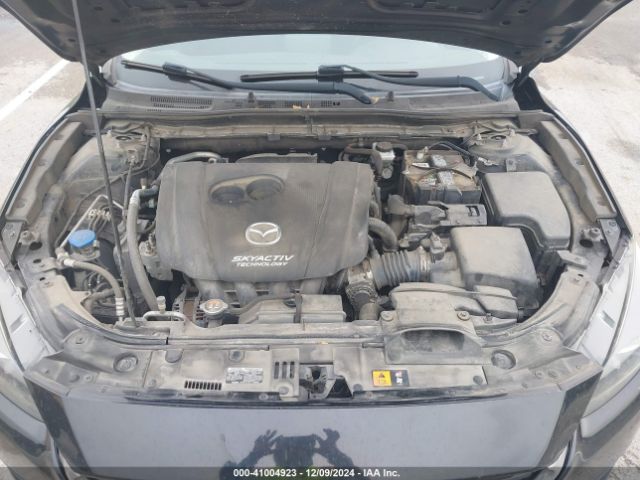 2018 MAZDA MAZDA3 3MZBN1K76JM211189 Photo 9