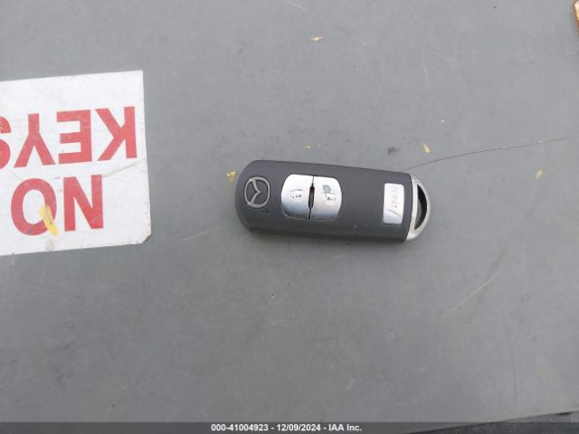 2018 MAZDA MAZDA3 3MZBN1K76JM211189 Photo 10
