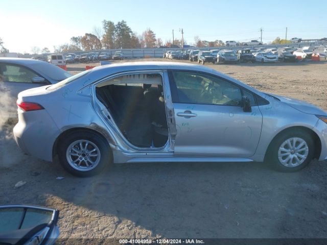 JTDEAMDE7NJ055305 Toyota Corolla Hybrid Le