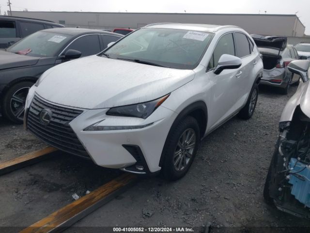 JTJYARBZ1K2158027 Lexus NX 300