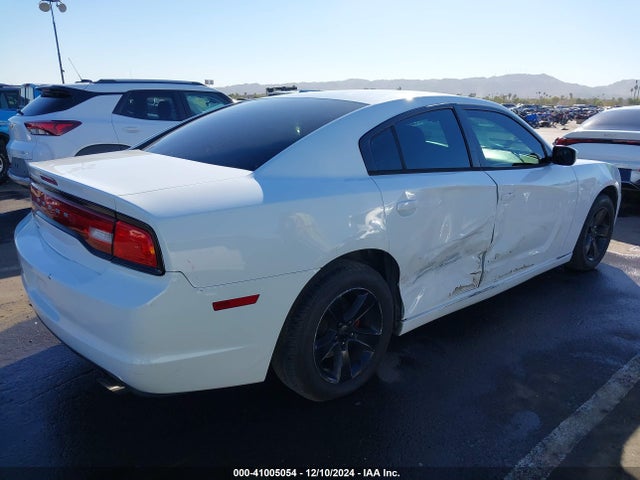 2C3CDXBG5EH284799 Dodge Charger Se