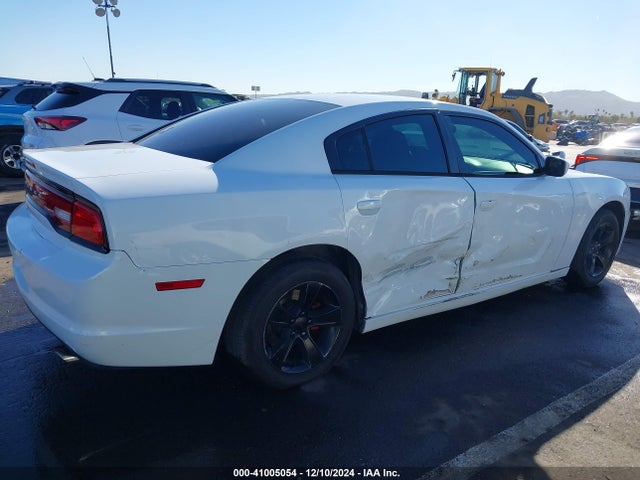 2C3CDXBG5EH284799 Dodge Charger Se